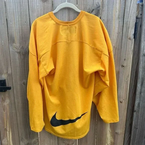 Vintage Nike Men's Long Sleeve Yellow T-Shirt Size L Sports Activewear